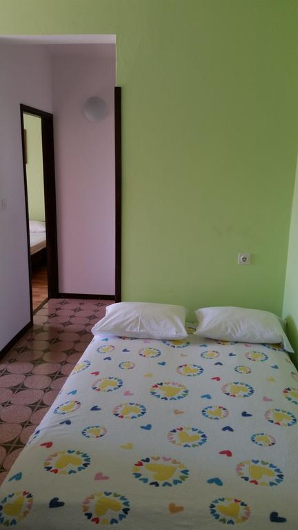 Apartments And Rooms Mirjana 비빈제 객실 사진